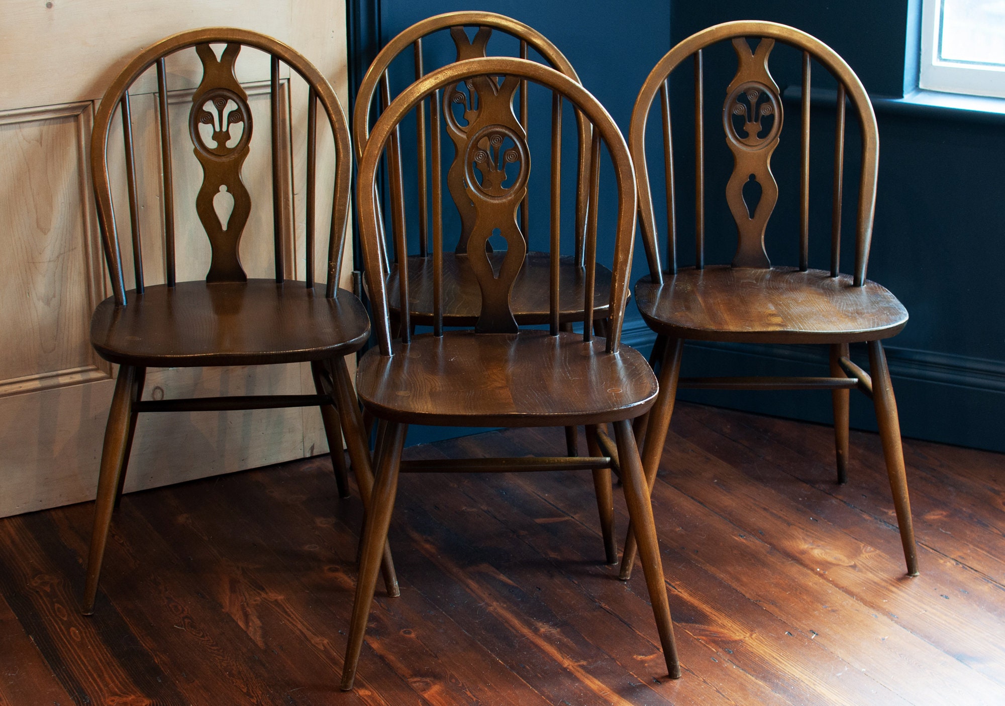 Ercol fleur online de lys armchair