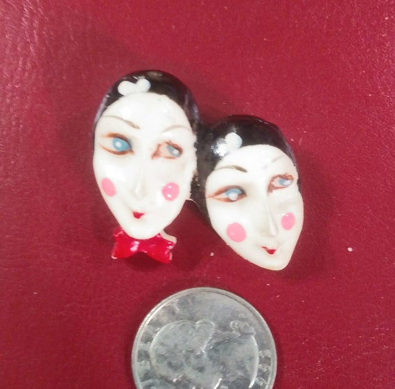 Vintage Deco Painted Celluloid Pierrot Pin - image 6