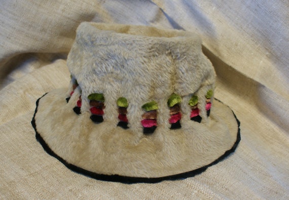 Vintage Ivory Faux Fur Bucket Hat - image 3