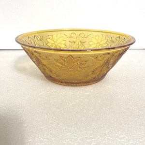 Vintage Tiara Indiana Glass Amber Sandwich 8 1/4&quot; Berry Vegetable Serving Bowl