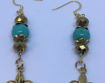 Turquiose fleur de lis earrings