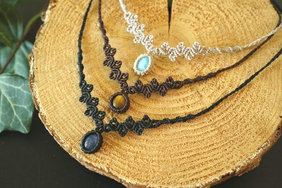 Makramee Edelstein Collier personalisierbar – Mondstein, Labradorit, Amethyst – Boho Choker Halskette