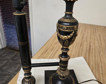 Vtg. painted/gold design fancy metal lamp.