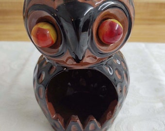 Vtg. owl ashtray; red clay, marble eyes with handle.