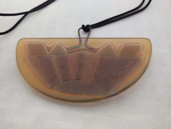 Vtg. Higgins fused art glass pendant; signed. - image 10