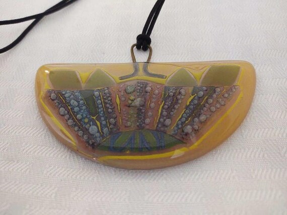 Vtg. Higgins fused art glass pendant; signed. - image 2