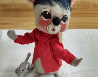 Vtg. Annalee gray mouse w/red outfit and cap.