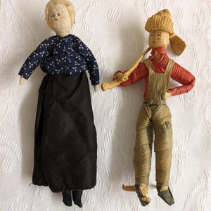 Vtg. handmade doll couple; farmer/wife.