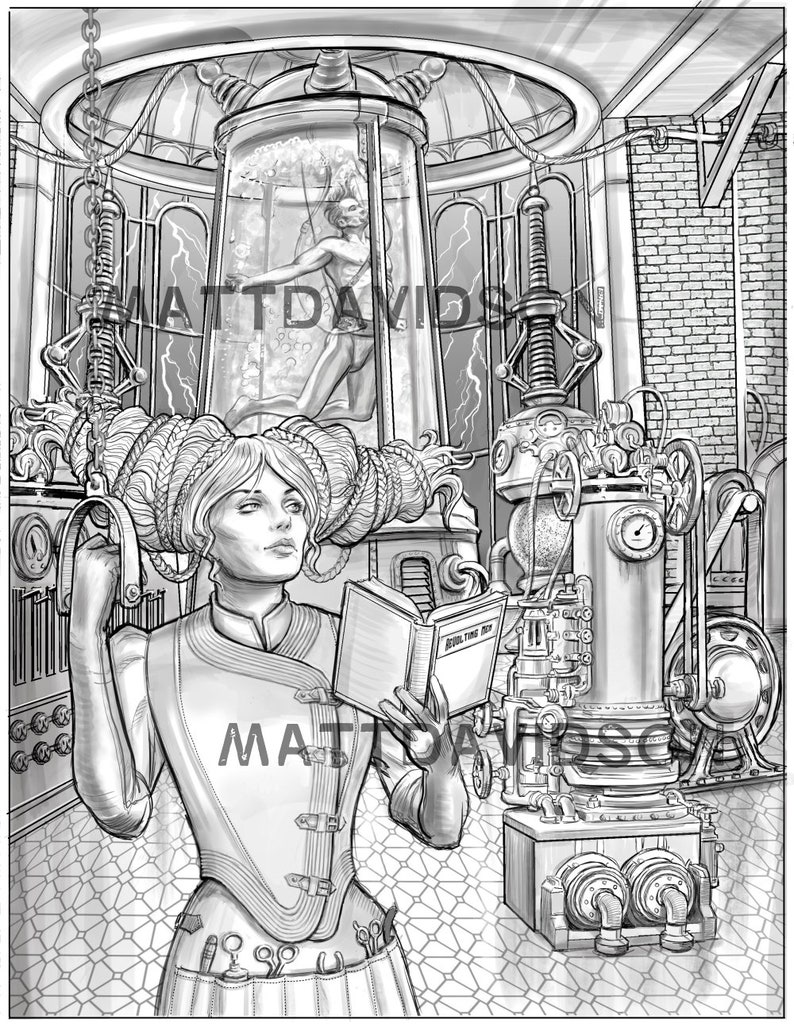 Może przedstawiać: Kobieta w stroju w stylu steampunk stoi w laboratorium, trzymając książkę zatytułowaną "Rebuilding Day". Patrzy na książkę, a za nią znajduje się duży szklany pojemnik z osobą w środku. Pojemnik jest otoczony r&oacute;żnymi rurami i maszynami.
