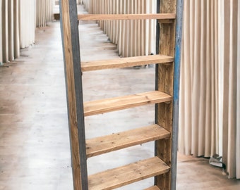 Estantería, mueble de tienda, mueble de almacenamiento de oficina - Andamio de madera recuperada / THE MANCHESTER