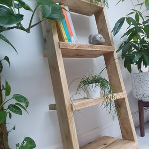 tilted shelves