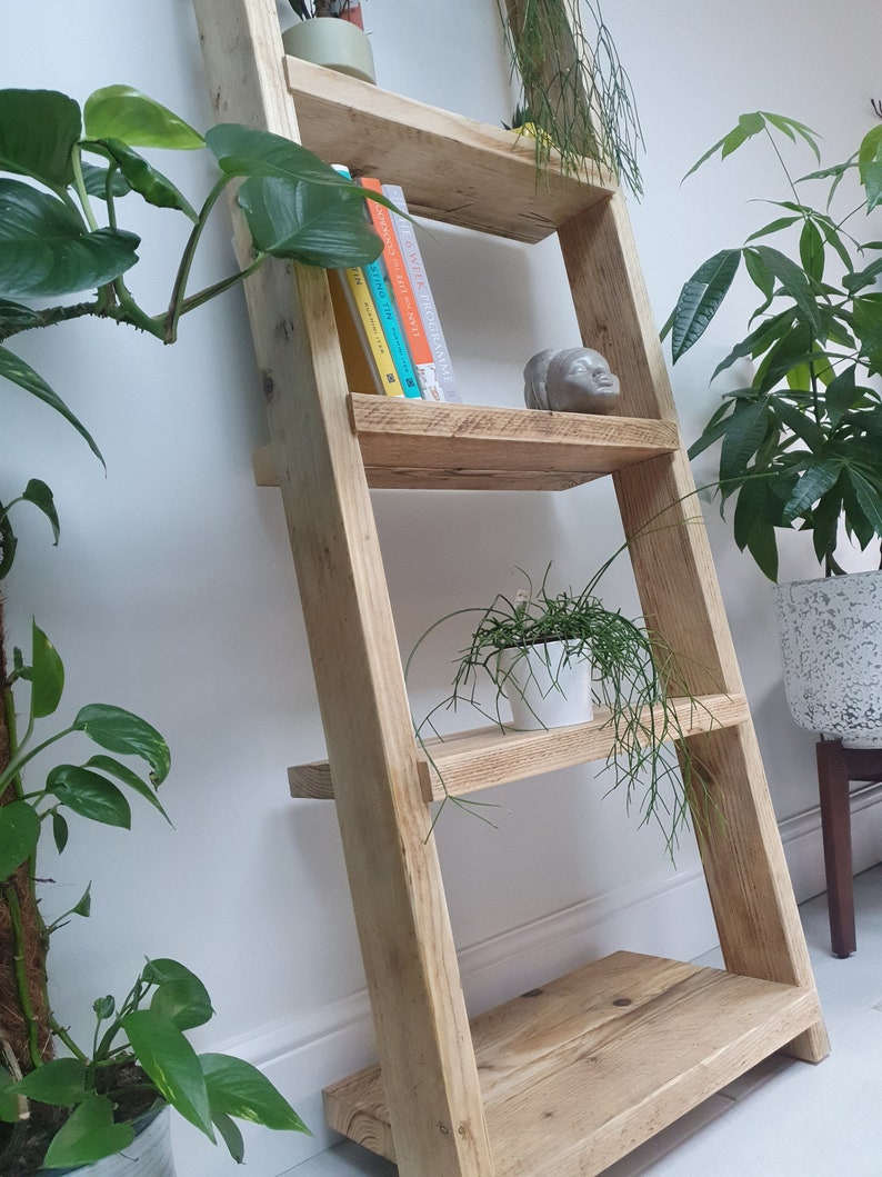 tilted shelves