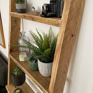 tilted shelf