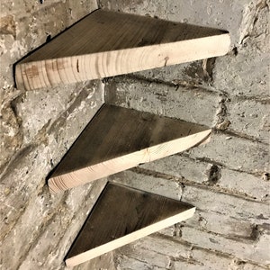 Corner Shelf Made From Reclaimed Scaffold Boards - Plant Shelf - Mini Shelf - Corner Shelf | THE ROME