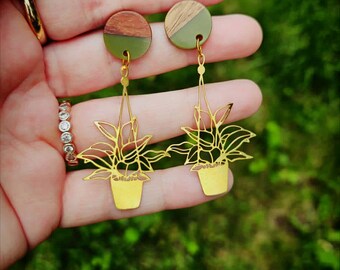 Pendientes colgantes con forma de planta, pendientes de madera, resina y latón, pendientes de plantas, regalo para amantes de la naturaleza, joyería de jardín.