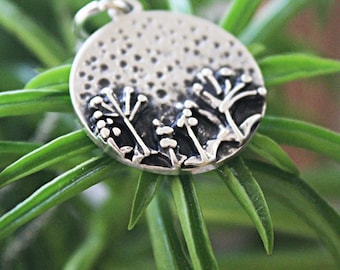 Collar de flores de plata, collar botánico, collar de la naturaleza, joyería de la naturaleza, collar de plantas, collar con dije de flores.