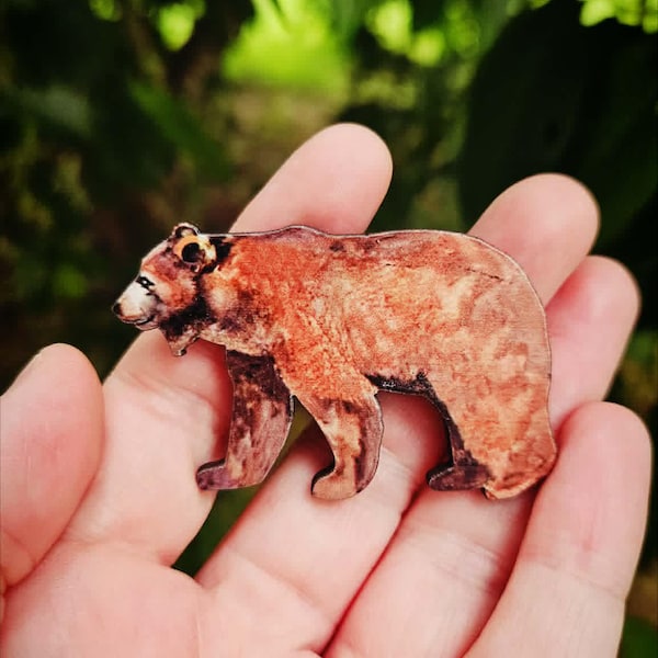 Bear Brooch, Brown Bear Brooch, Bear Pin, Forest Animal Brooch, Woodland Brooch.
