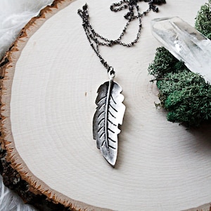 Feather Necklace / Silver Feather Necklace / Nature Jewelry / Hippie Necklace.