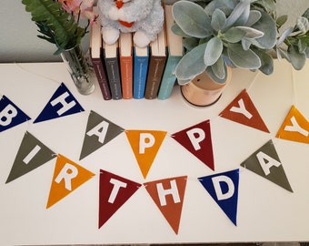 Felt Happy Birthday banner garland, rainbow Felt garland, kids birthday party decoration, birthday gift, rainbow garland, high chair banner