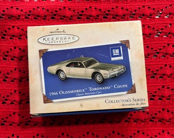 2004 1966 Oldmobile Toronado Coupe Hallmark Keepsake Christmas Tree Ornament QX8151 Used in Box General Motors GM Holiday Collectible Car