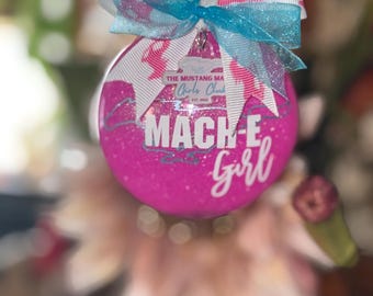 Ornament "Mustang Mach-E Girl"