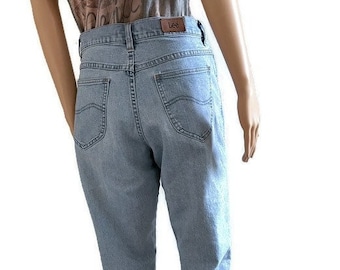 Vintage Lee Jeans,  30" Waist Jeans, High Waisted Jeans, High Waist Mom Jeans,  Size 10 Jeans, Relaxed Boot Cut