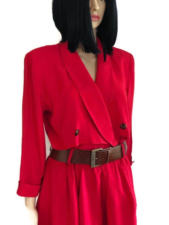 red dress pleated skirt