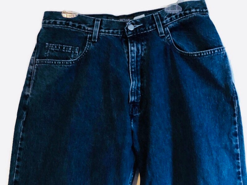Care Tab Oversized fit,Denim Jeans Great Vintage Condition High Rise fit No Rips,Tears or Stains Vintage Levi/'s W 33 L 30 Silver Tab