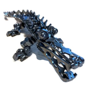 Alligator Metal Sculpture made from Bolts,  Gears and Bolts, Alligator Art, Awesome Gator, Man Cave Decor