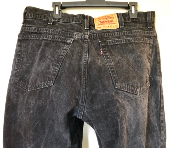 levi black distressed jeans