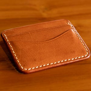 Tarjetero marrón de curtido vegetal, piel de vacuno plena flor, tarjetero pequeño, pátina, curtido vegetal, duradero, moda masculina, regalo para hombre.