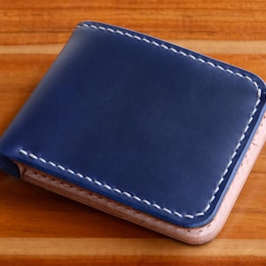 Cartera de cuero azul plegable, hecha a mano, cosida a mano, hecha a mano, azul marino, oscura, duradera, billetera de alta calidad, regalo para hombres