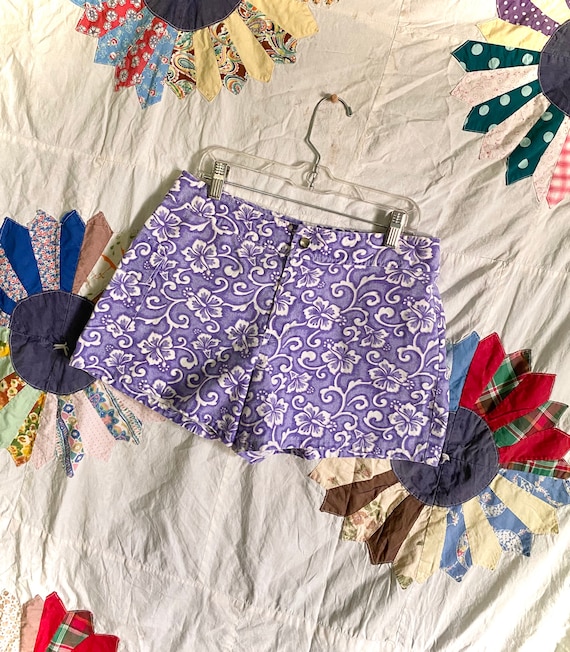 1990’s - Y2K Tropical Print Board Shorts