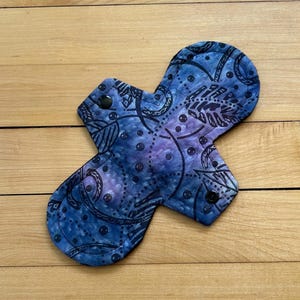 9&quot; Moderate Cotton Cloth Pads with Hidden PUL Back, Reusable Cloth Pad, Menstrual Pads