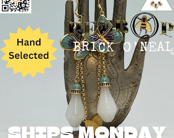 Earring: Oriental Earring~A Beebop Farm ™ Approved Product