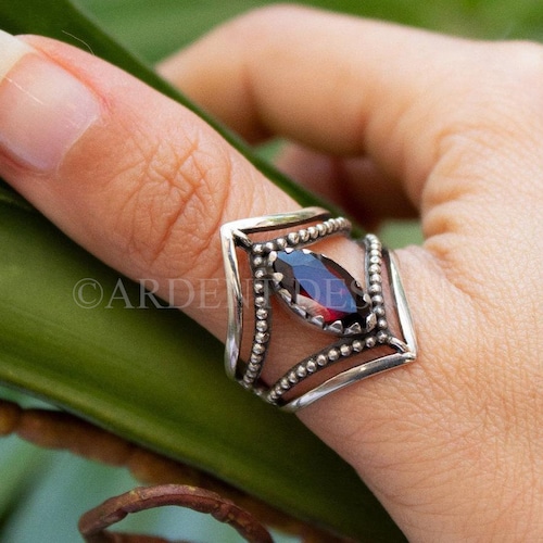 SURYAGEMS January Garnet Birthstone Ring - V Shape, Sterling Silver 925, Customizable Size, Minimalist Chevron Design For Women