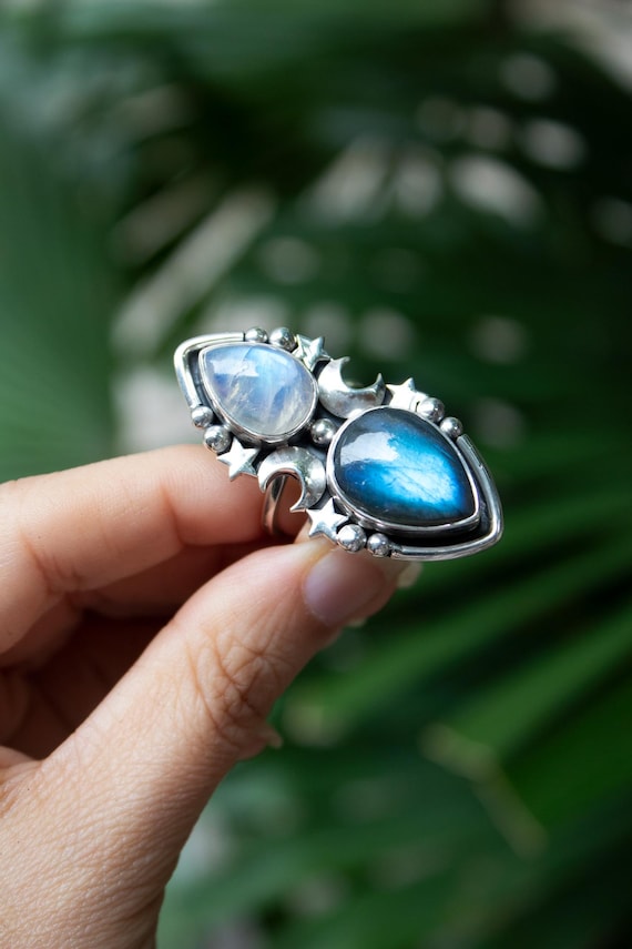 Celestial Labradorite Moonstone Ring: Crescent Moon Sterling
