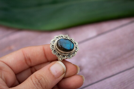 Labradorite Gemstone Ring Everyday Ring Natural Blue Fire Statement Ring Designer Silver Ring Blue Flash Labradorite Quality Ring