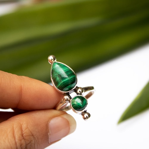 Round Malachite Ring - 925 Sterling Silver Delicate Boho Vintage Ring (Size 8)