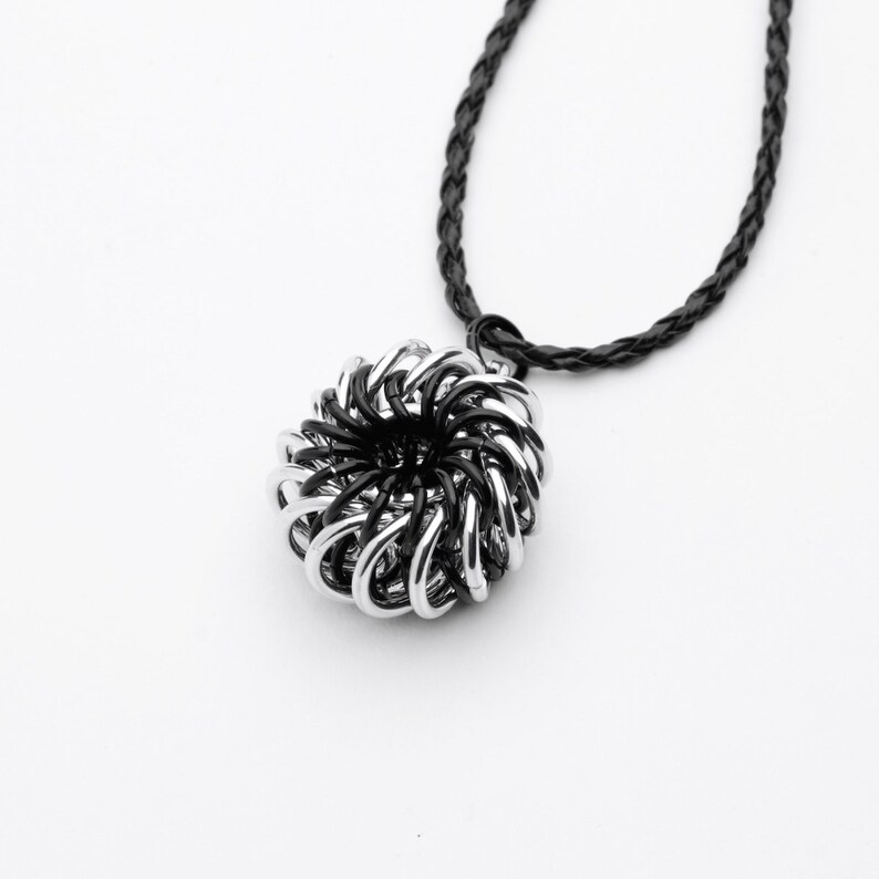 Whirly Gig Pendant Black