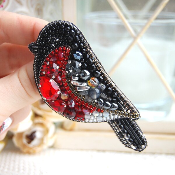 Robin brooch, robin pin, Redbreast brooch, winter bird brooch, bird brooch, Bullfinch brooch, crystal brooch, red bird