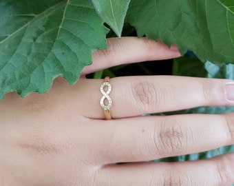 Yellow Gold Infinity Diamond Ring