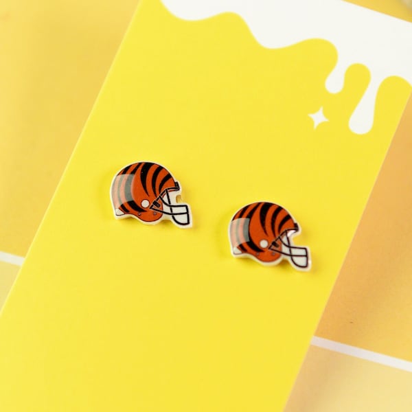 Who Dey earrings studs- Cute earrings- Cincinnati sports team studs- Helmet cincinnati earrings- Who dey jewelry -Cute tiny Who dey jewelry