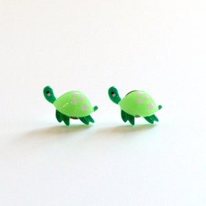 Schildpad oorbellen studs-leuke oorbellen studs klein-schildpadden-statement oorbellen-schildpad cadeau-ocean strand oorbellen-cadeau voor vrouwen-voor haar-voor kinderen