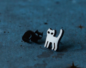 Black cat earrings studs-Cute acrylic earrings-Cats-Spooky-witchy asethetic-Halloween earrings-Cat lovers gift-White cat-Statement earrings
