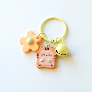 French toast kitty charm keychain-Cute keychains clasps- Kawaii acessories- cat keychains and charms-Cute food-Kawaii cat charm-Gift for her
