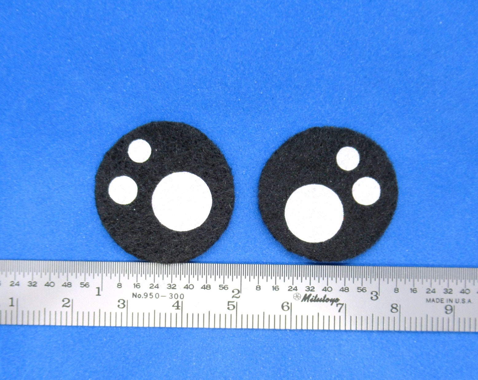 Buy Black Felt Eyes 2 Pairs Black and White Kawaii Eyes 1 Inch Eyes for  Toys Felt Eyes Precut Cricut Felt Eyes Circle Pre Made Eyes Online in India  