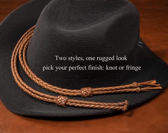 Chapeau de cow-boy marron avec corde