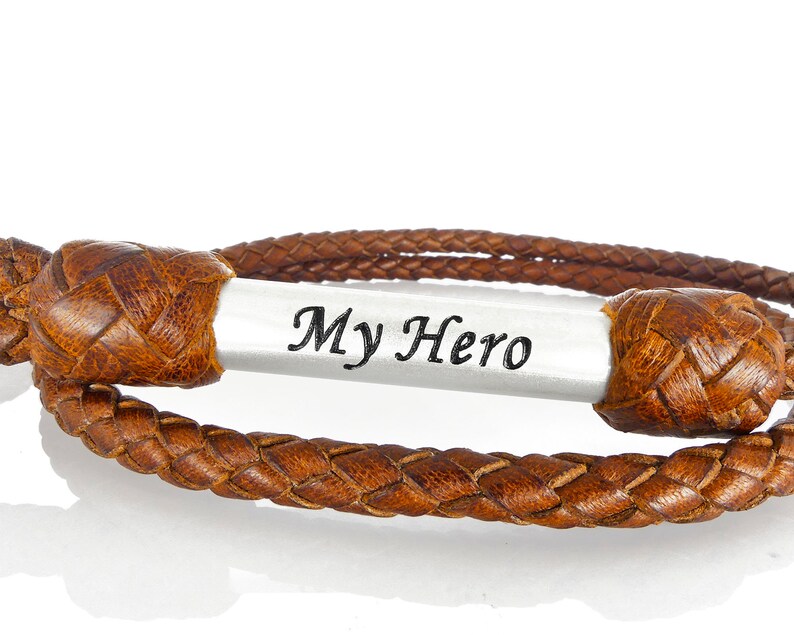 Custom leather name engraved keychain gift