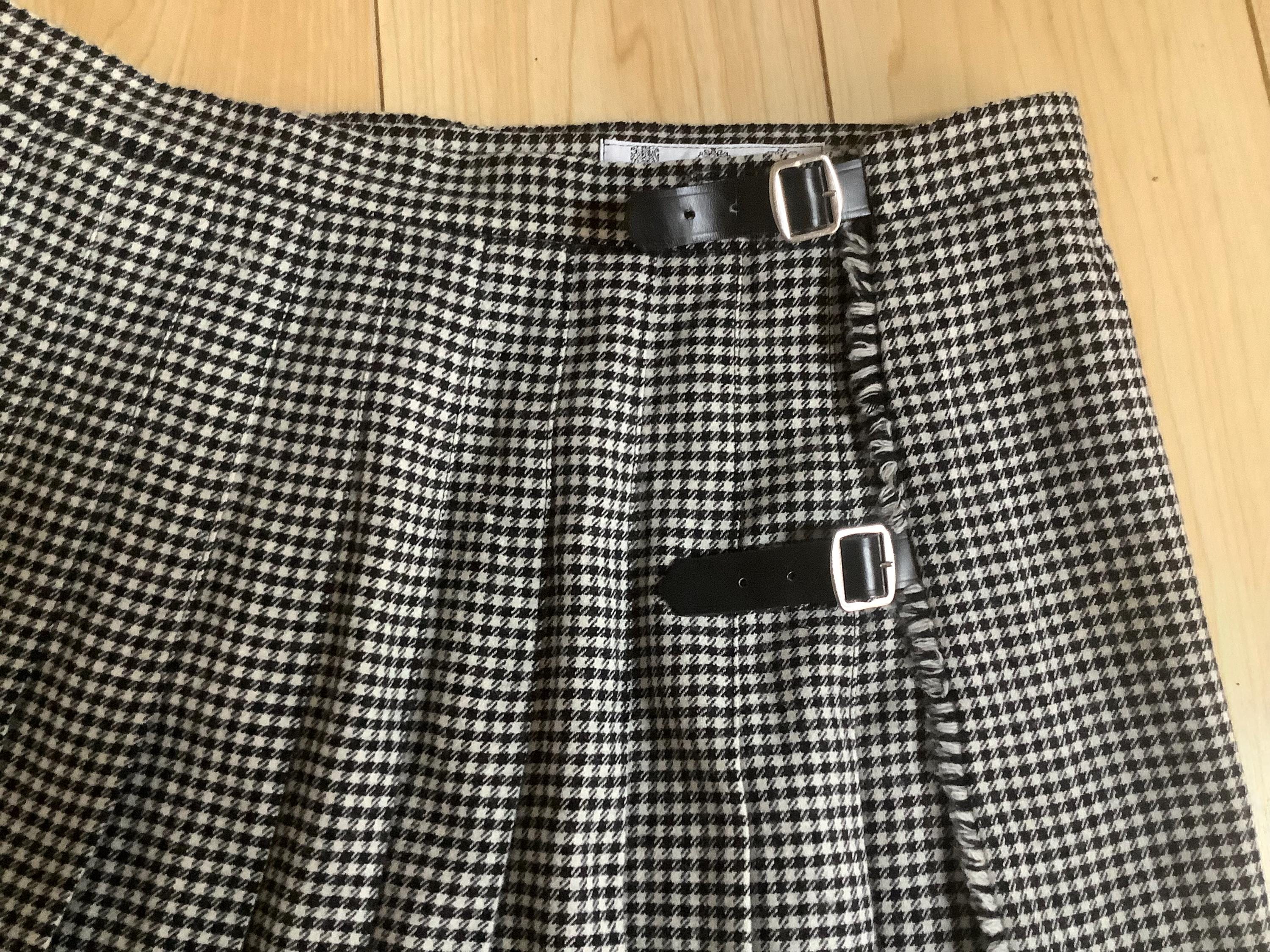 Bonhams : A Made-to-Measure Kinloch Anderson Kilt or Kilted